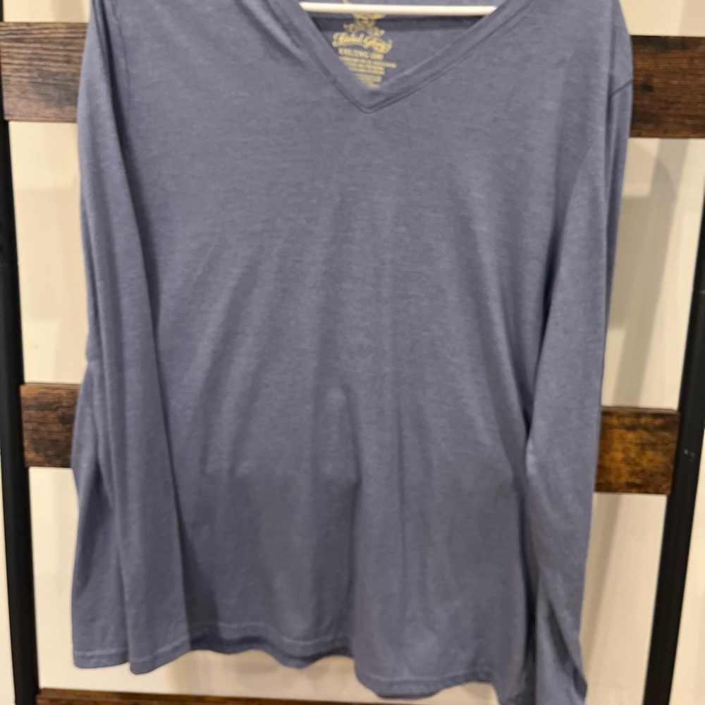 Faded Glory Navy V-Neck Top
